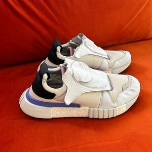 Adidas RN6000 Size 10.5